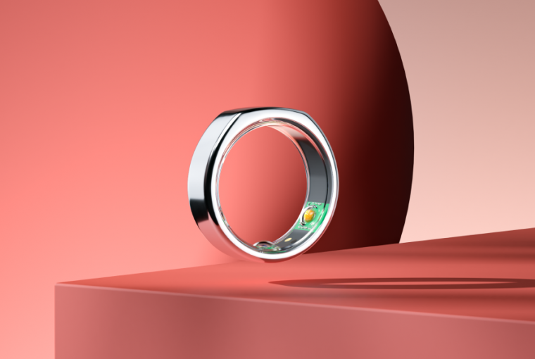 Oura Ring in silver