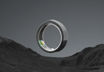 A grey Oura Ring. Can Oura Ring Help Predict Symptoms of Depression & Anxiety?