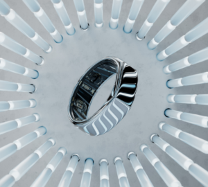 Oura Ring - Silver - Hero Image
