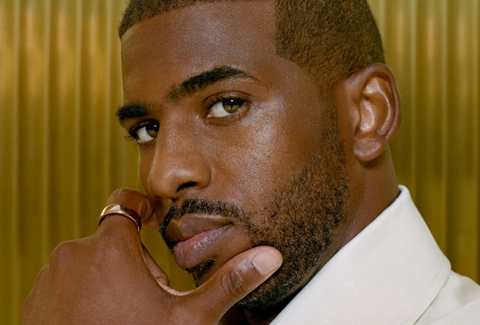 Chris Paul Wears the Oura Horizon in Rose Gold