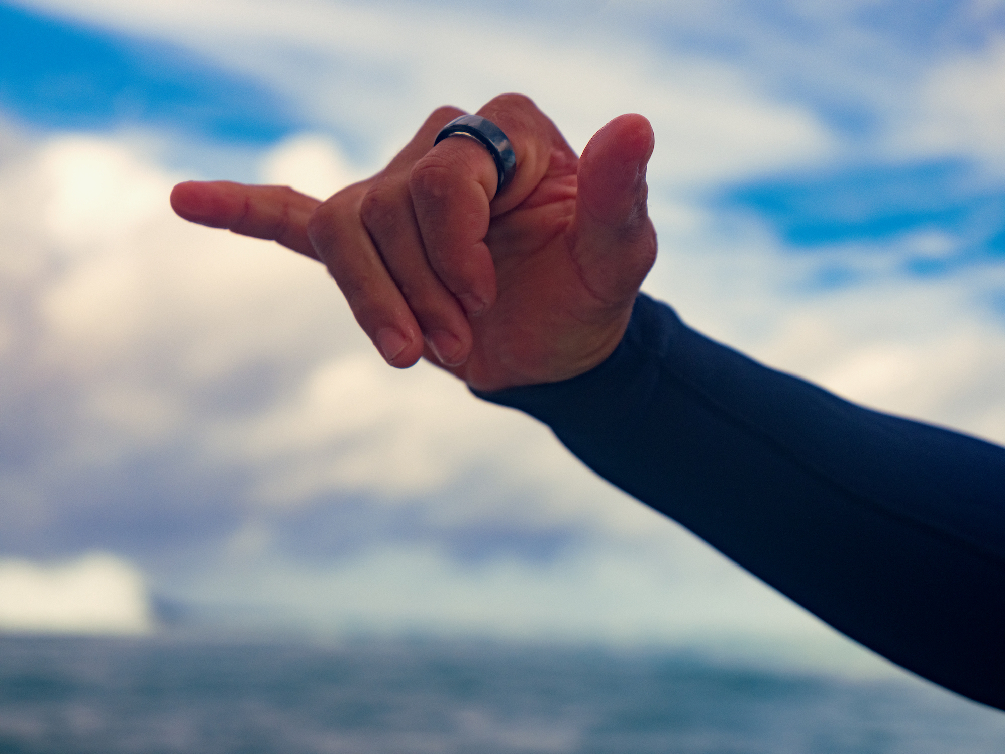 Pro Surfer Kai Lenny Wears the Oura Ring