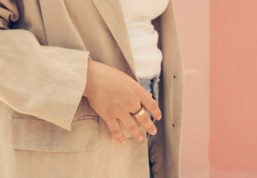 Woman wearing Oura Ring