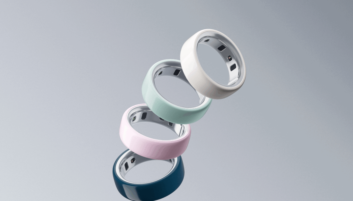 Oura Ring 4 Ceramic Packshot
