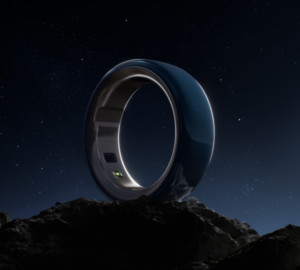 Oura Ring 4 Ceramic: Midnight